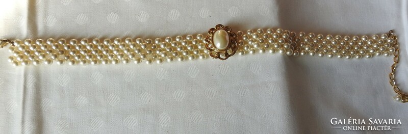 Vintage multi-row pearl necklaces
