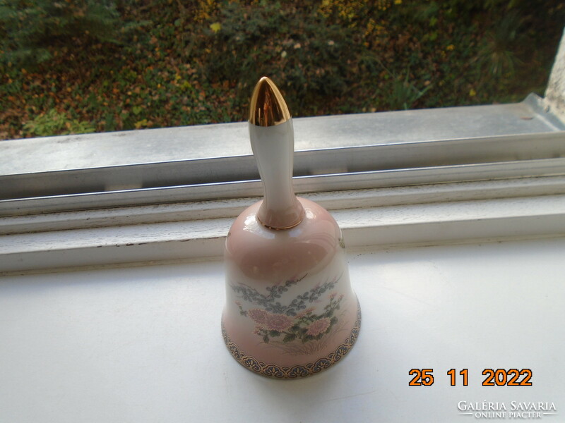 New decorative Japanese porcelain bell with pink glaze, gilded flower and butterfly patterns