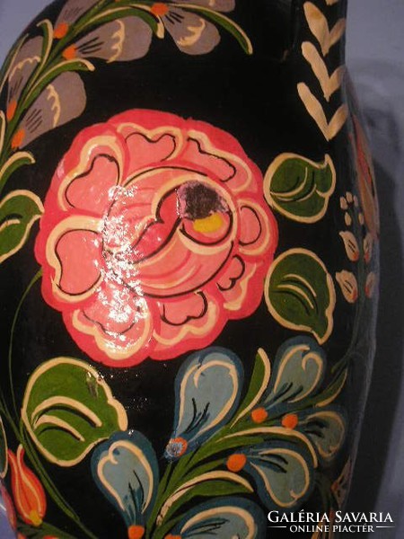 N7 antique Hungarian vase rarity 24 x 16 cm with a very bright color scheme