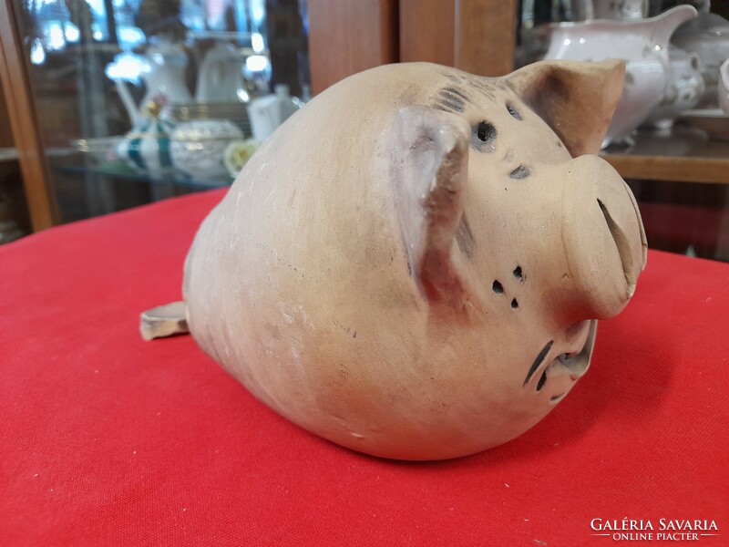 Retro ceramic pig bushing.