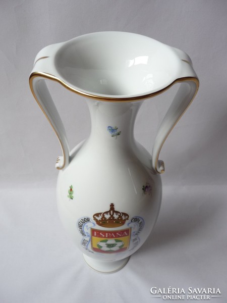 Herend vase on the occasion of the '82 World Cup in Spain