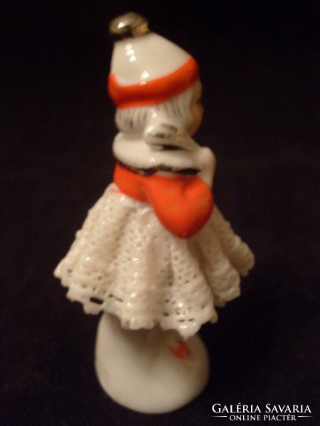 Altwien filigree antique flawless porcelain little girl rarity
