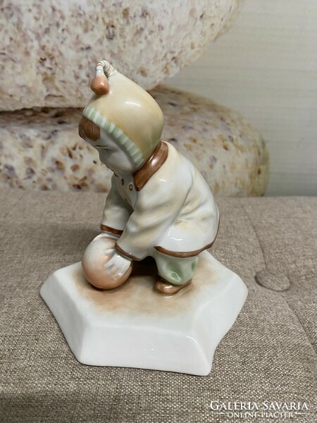 Zsolnay porcelain ball boy a31