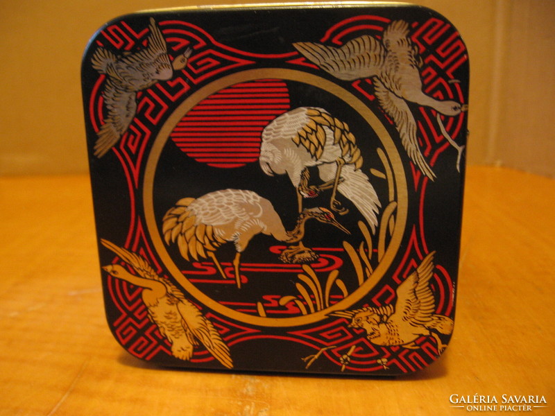 Chinese larger metal tin tea box