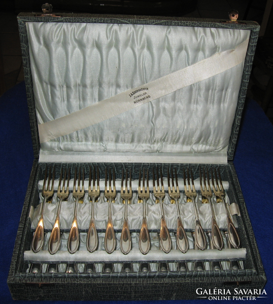 Elegant antique silver Egersdörfer dessert plate, in box, 12 silver forks and knives, between 1850-1899