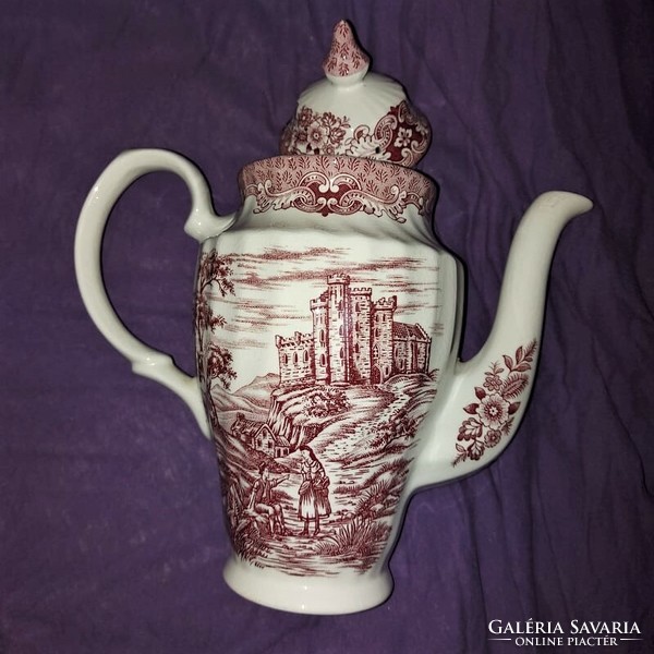 Spectacular, flawless burgundy earthenware 25 cm tall jug from the rural castles series