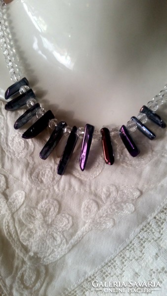 Titanium crystal necklace, neck blue