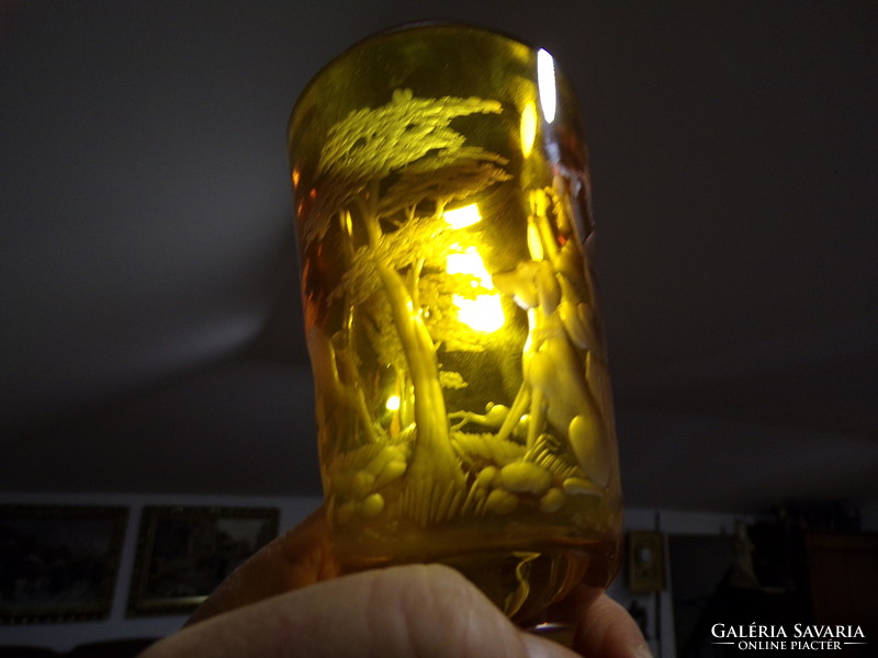 Glass goblet with a hunting scene