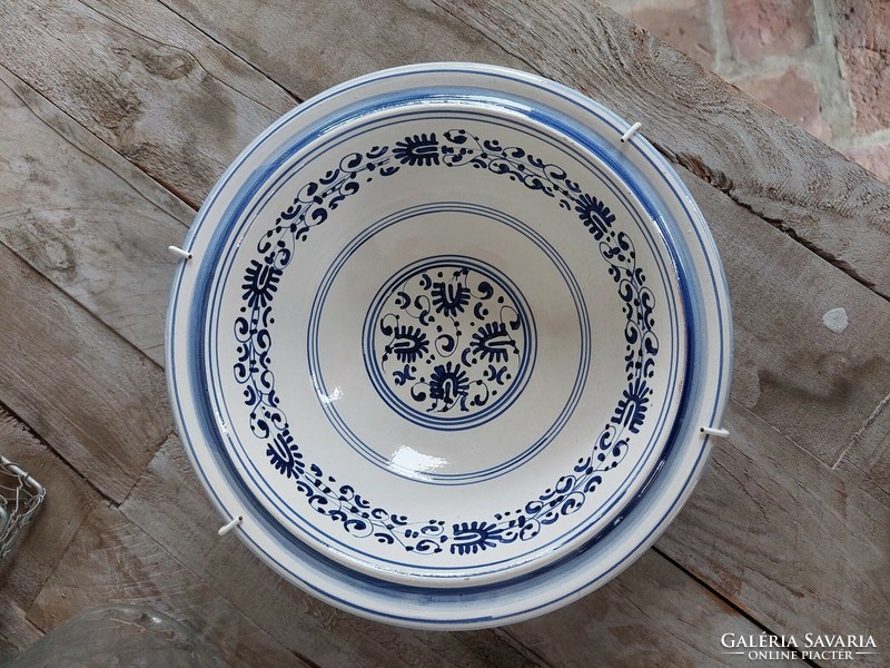 König hand-painted ceramic bowl, serving plate, decorative plate, wall plate in Tuscan style