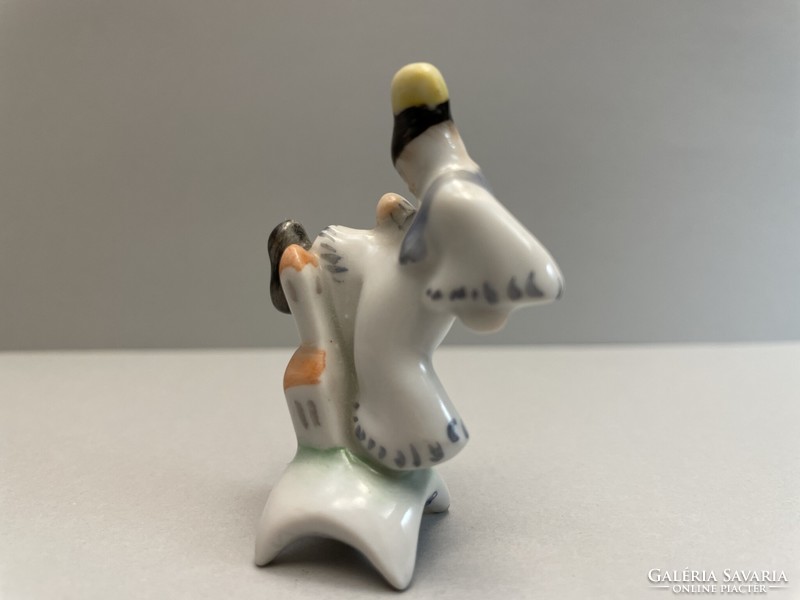 Óherendi mini figura (ritka, gyűjtői darab)