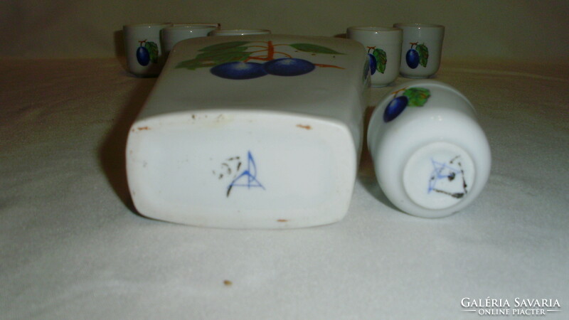 Alföldi porcelán likőrös, pálinkás, röviditalos készlet - szilva dekorral