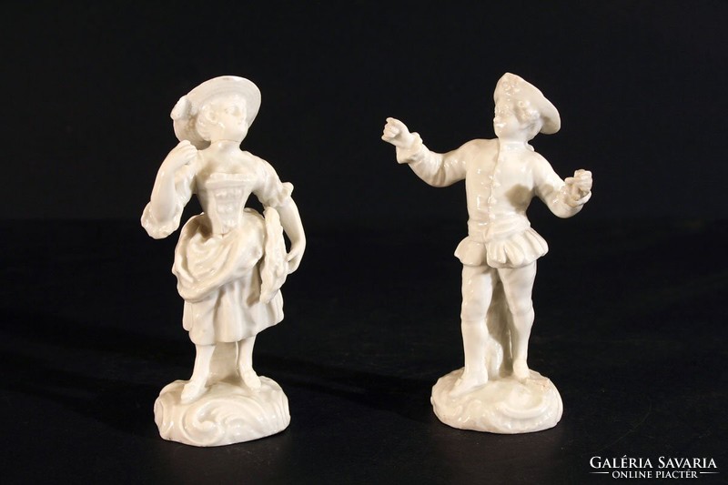 1830. 2pcs capodimonte porcelain figurine Neapolitan capo di monte male woman 11cm