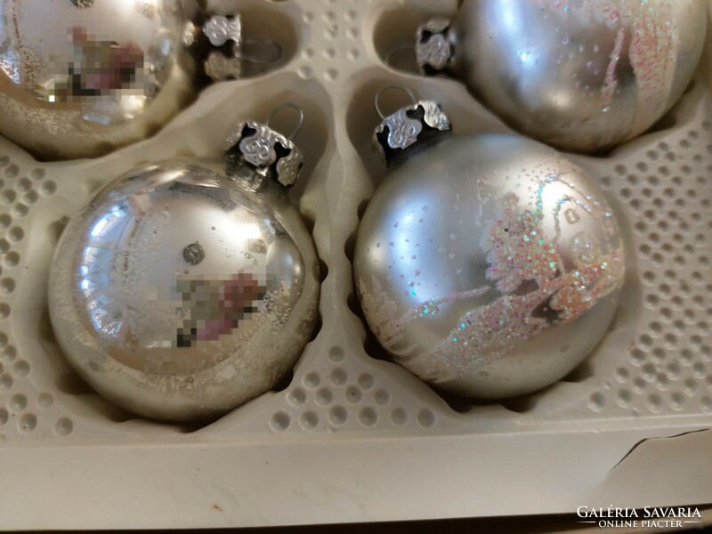 Retro üveg karácsonyfadísz ezüst gömb 6 db