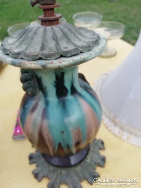 Komlós kerámia váza a képeken látható állapotban van