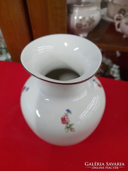 Raven's house flower pattern porcelain vase 18 cm