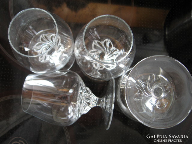 4 pcs cognac, wine-based art glasses in one
