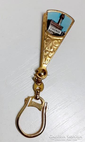 Retro gold-plated openable fan-shaped key ring with 7 Florence skylines on it