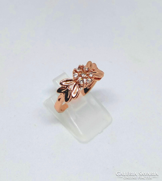 18K rose gold-filled ring with white topaz crystals