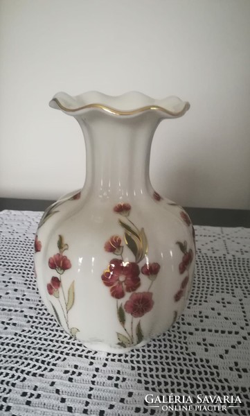 Gerezdes Zsolnay váza