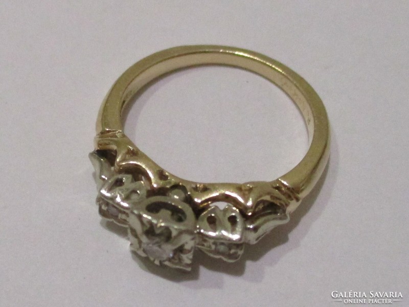 Wonderful antique gold ring with diamonds