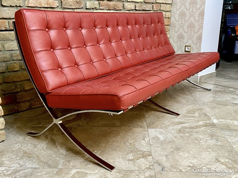 Bauhaus Barcelona piros bőr kanapé