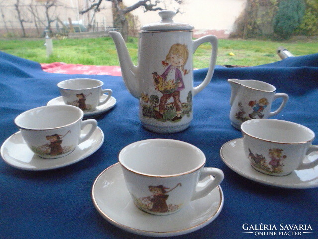 Some wonderful mocha set with children's figures, originally also a curiosity for 4 people...