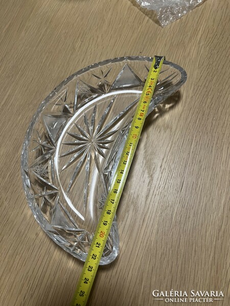 Ajka kristály félhold alakú csiszolt tál, kínáló 23cm