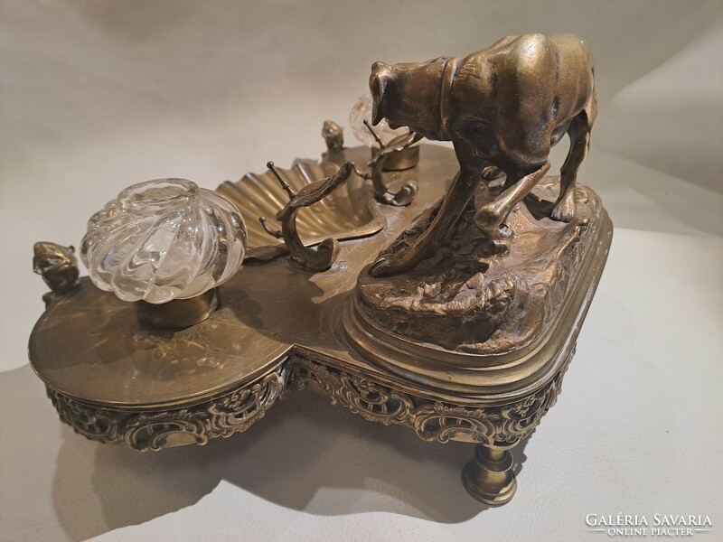 Antique inkstand with hunting dog xix. No.