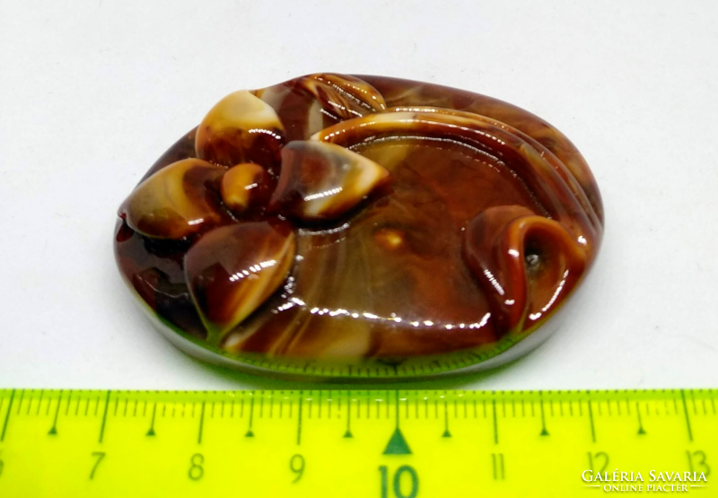 Imitation red amber (epoxy resin) flower pendant pearl