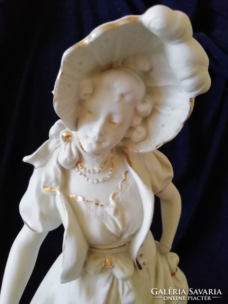 Bisquit porcelán lány szobor, nagy méretű, hibátlan 37 cm