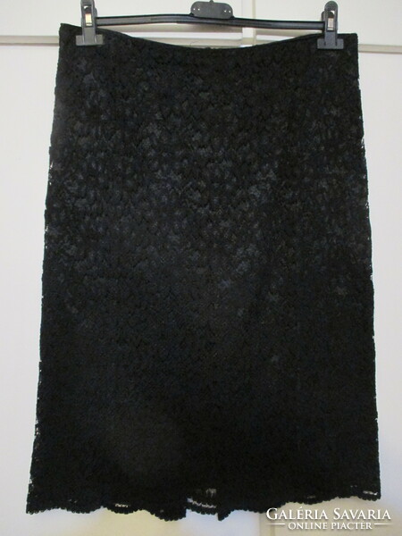 Elegáns fekete karcsúsított blézer, 40-es méret. ZARA.