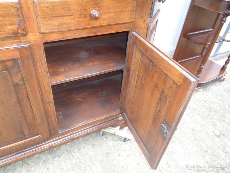Antique dresser with four doors