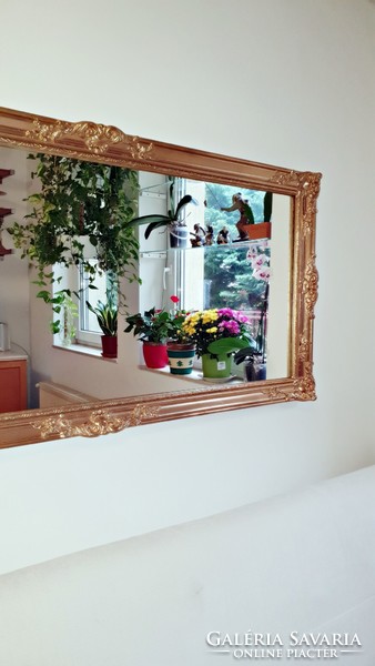 Csodás, antik, arany színű, blondel keretes, nagy méretű tükör. 62x 131 cm.