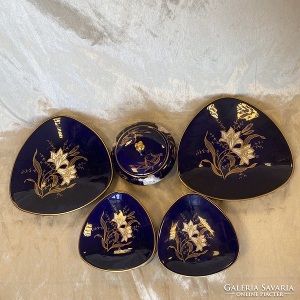 Blue porcelain decorative bowl set