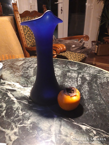 Kék, fújt üveg váza - virágkehely -26 cm