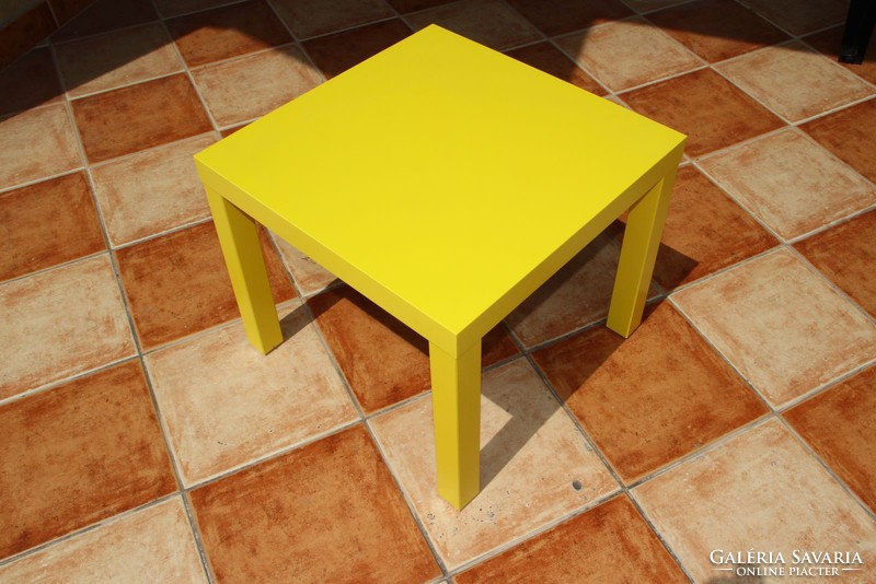 Ikea varnished wooden table 55 x 55 cm.