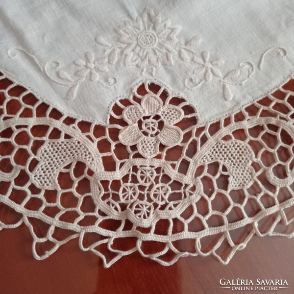 Light beige embroidered sewn lace tablecloth, 37 cm in diameter