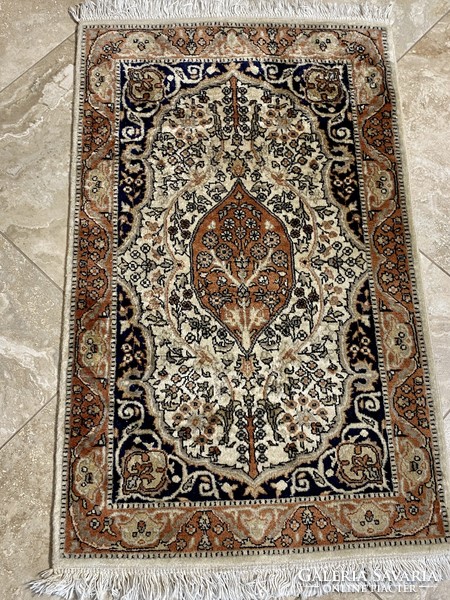 Iran tabriz light Persian carpet 110x65cm