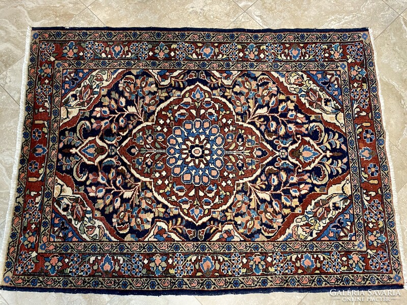 Antik iráni baktiari perzsaszőnyeg 150x110cm
