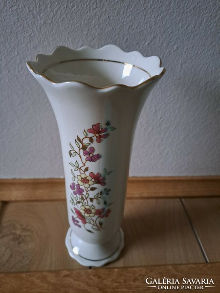 Zsolnay kézzel festett virágmintás váza