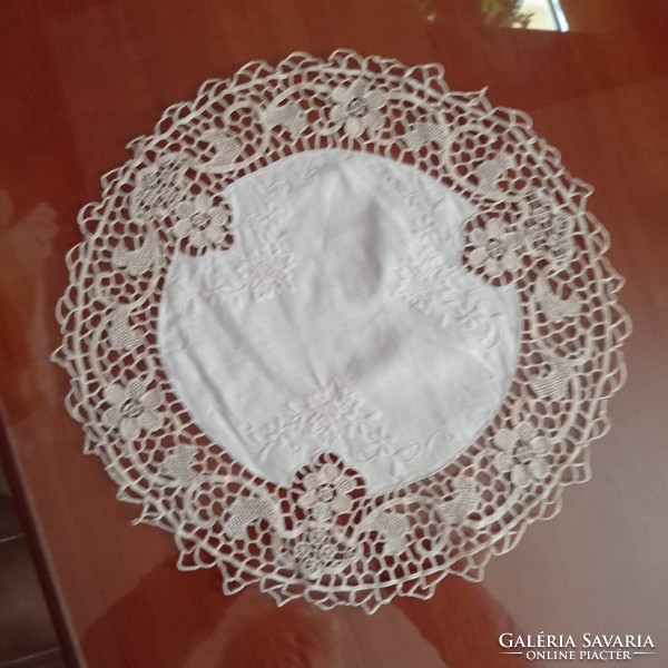 Light beige embroidered sewn lace tablecloth, 37 cm in diameter