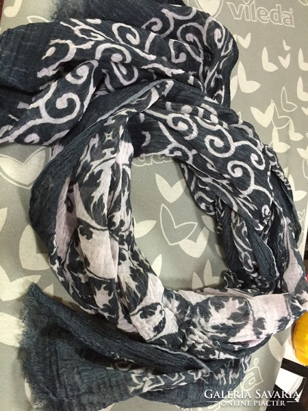 Fashionable, marked bluish-gray, beige scarf, stole, shawl
