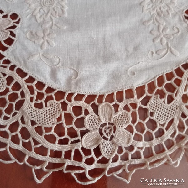 Light beige embroidered sewn lace tablecloth, 37 cm in diameter