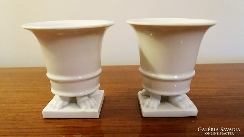 Régi fehér Herendi porcelán oroszlánlábas barokk kis váza 7.5 cm