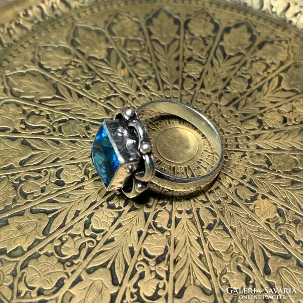 Világoskék topáz szín köves 925 ezüstözött gyűrű 5,5-ös kis méret (16,5 mm átmérő) indiai gyűrű