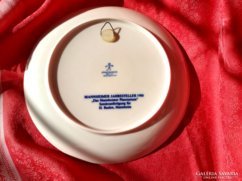 Beautiful German porcelain decorative plate