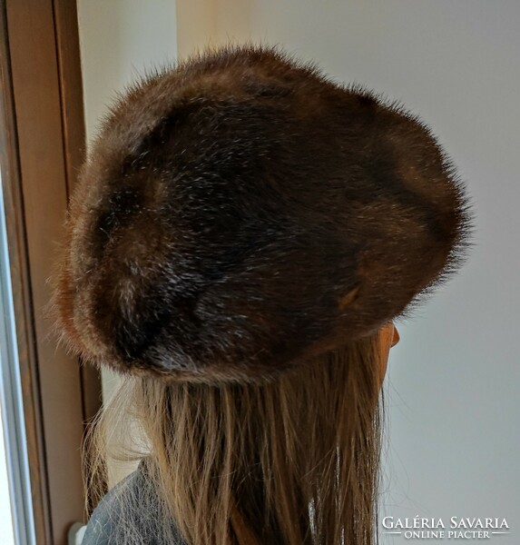 Women's brown mink fur hat