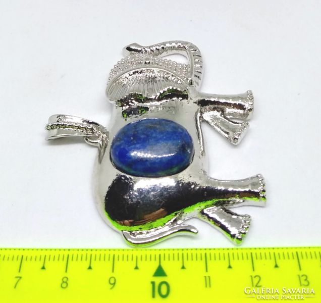 Lapis lazuli köves, tibeti ezüst Elefánt foglalatú medál L09245