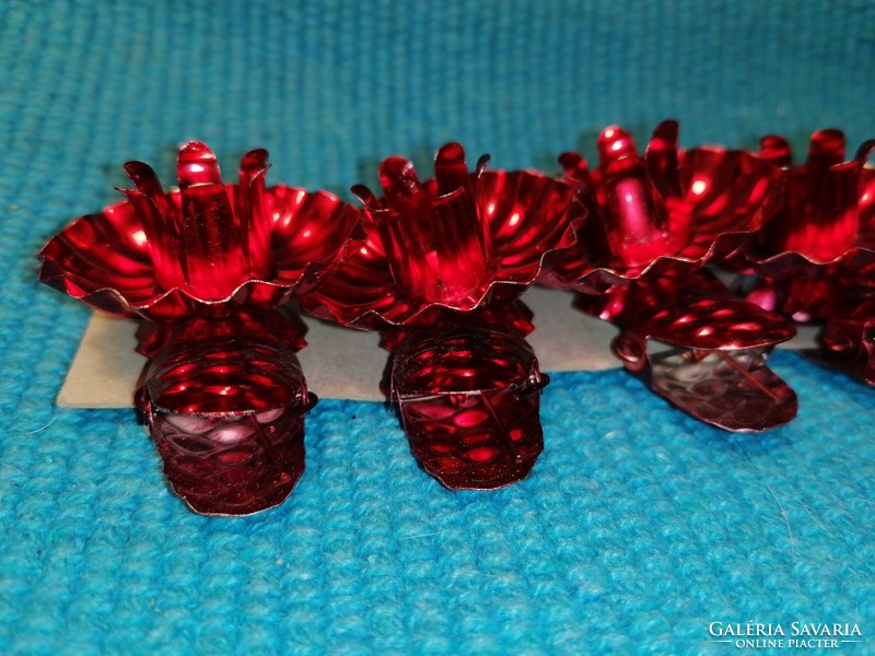 Candle holders that can be clipped onto old Christmas trees (548)