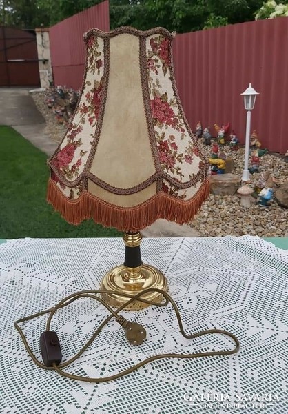 Gyönyörű régi  asztali lámpa virágos Gyűjtői szépség gobelin jellegű